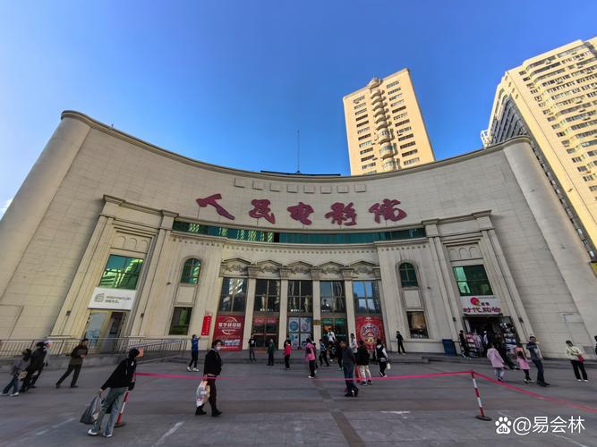 操的冒白浆15p的相关介绍