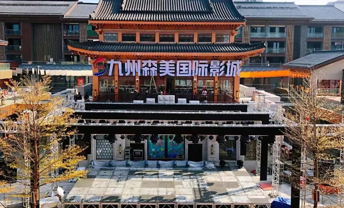 欧美美女操流白浆的相关介绍