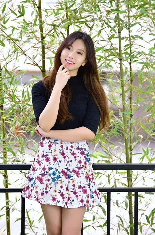 女秘书啪啪啪的相关介绍