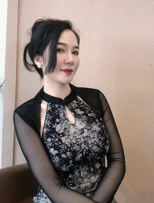 激情啪啪日韩人妻的相关介绍