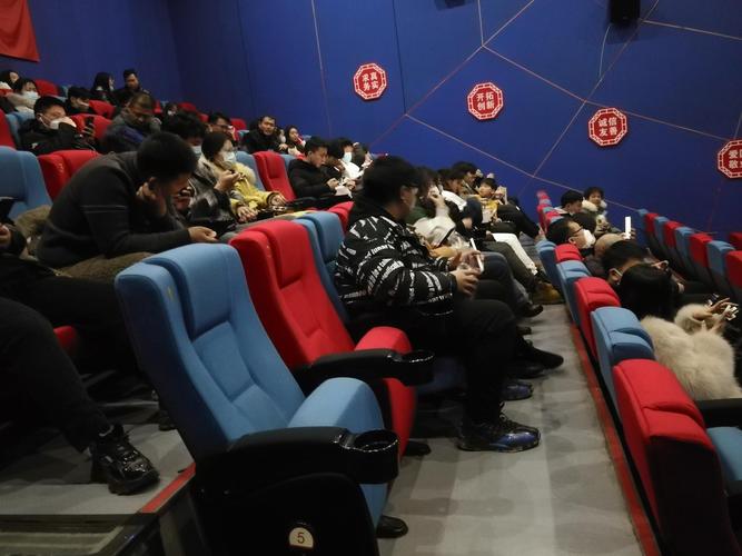 恋夜影院国产的相关介绍