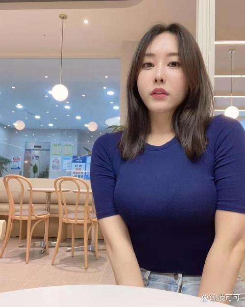 操美女老师高潮了的相关介绍