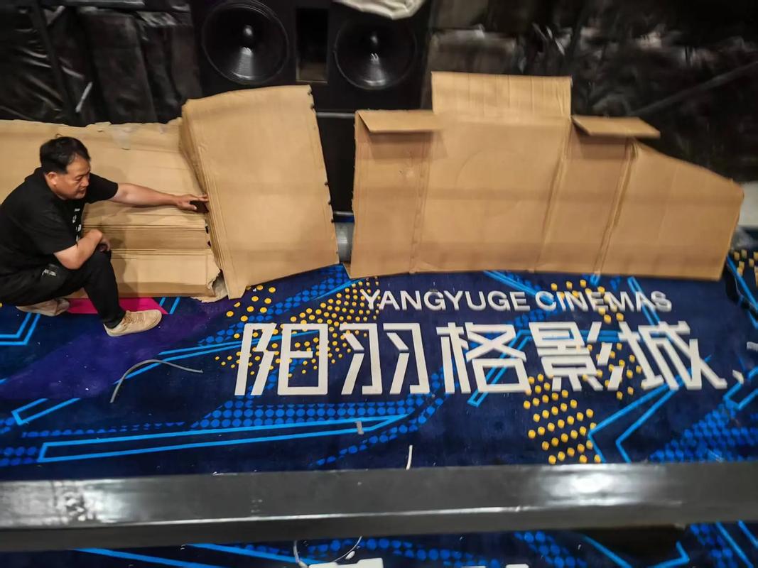 亲的秘书大奶子好舒服搞得好爽啊啊的相关介绍