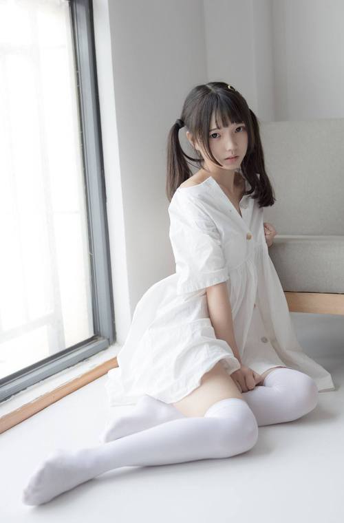 把美女老师操出白浆的相关介绍