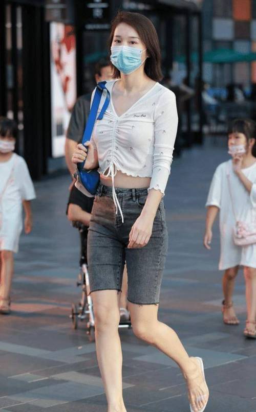 激情久久综合av的相关介绍