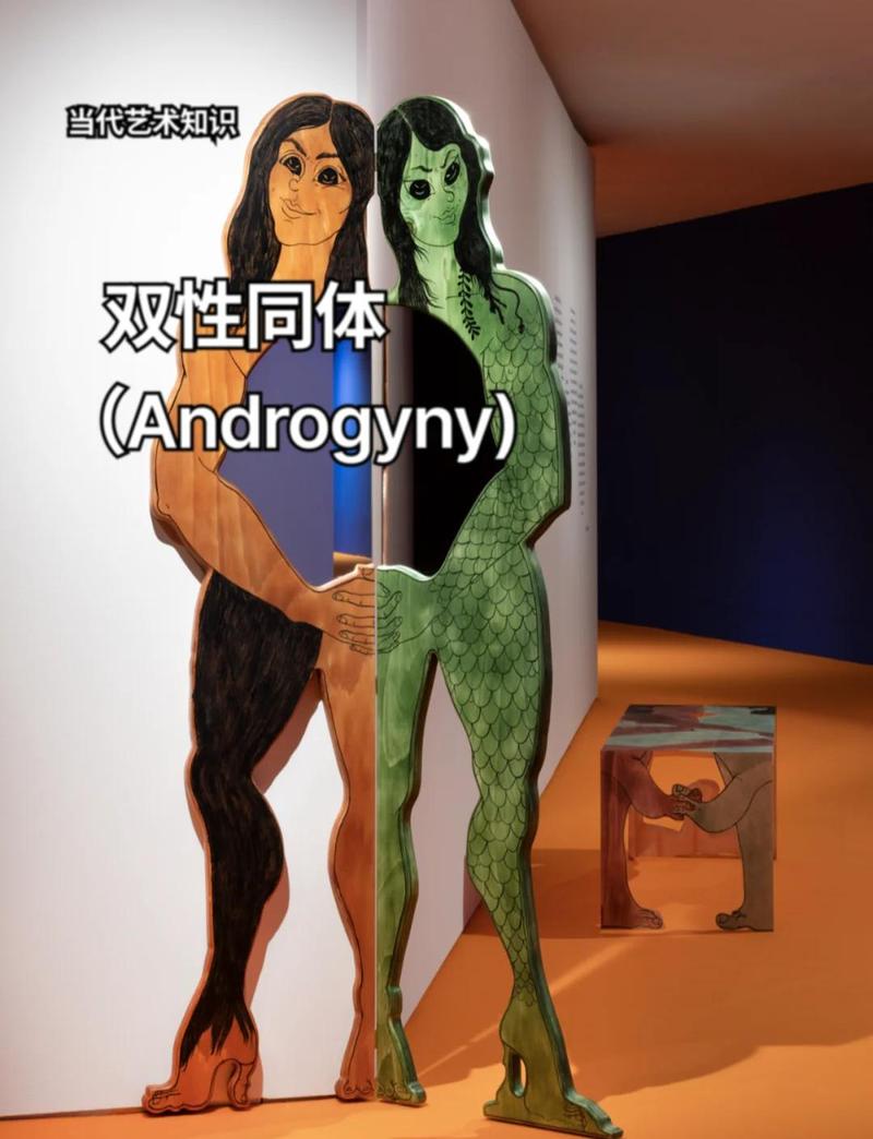 秘书女的相关介绍