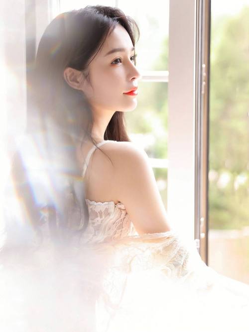 女生下面大量黄色分泌物的相关介绍