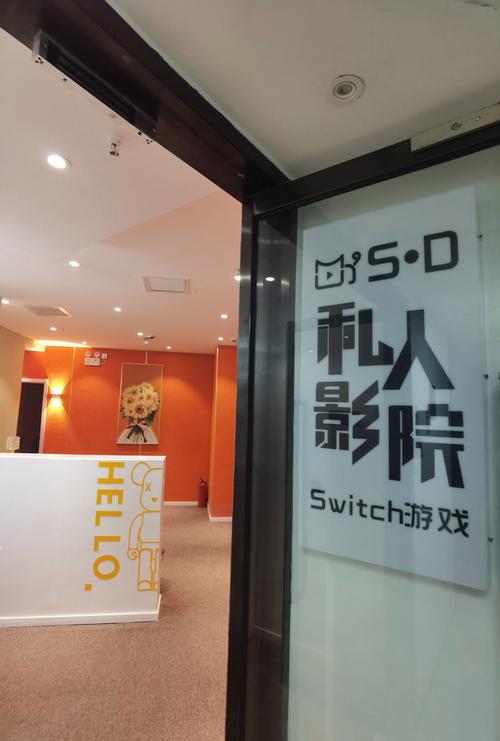 中年人妻,耸动,激烈,官场小说的相关介绍