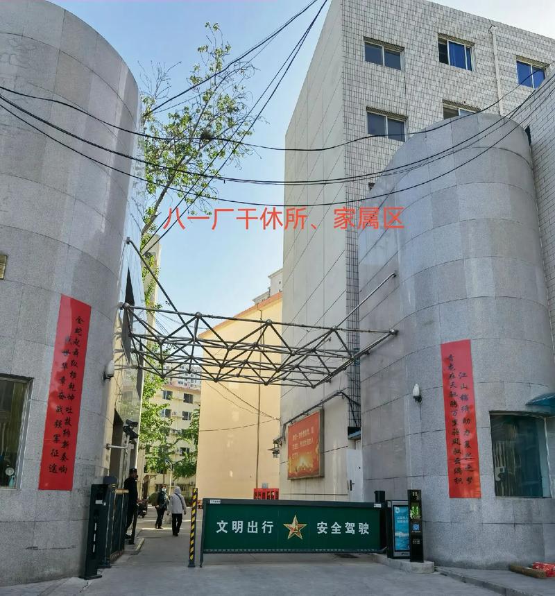 一边亲一边摸在线看的相关介绍