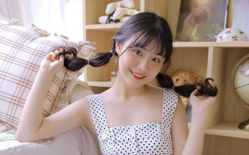 美女赤身露体让人操出白浆视频网站的相关介绍