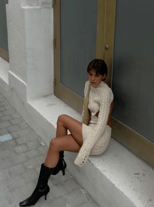 欧美亚洲清纯唯美色图的相关介绍