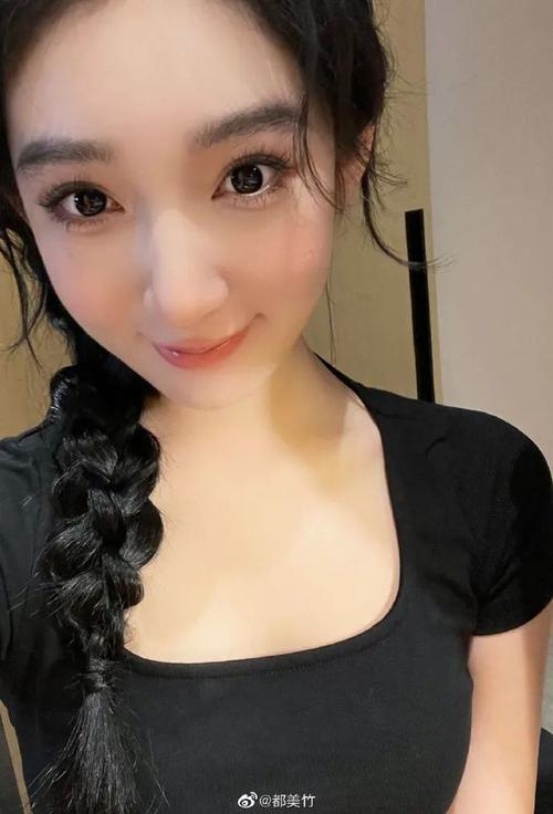 老湿影院视频十八以上可以看的相关介绍