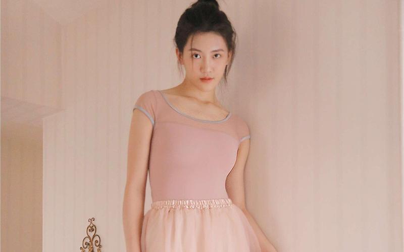 女生的私密免费看的相关介绍